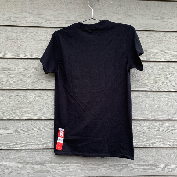 Jonny Cash’s T-shirts - Picture 2 of 4